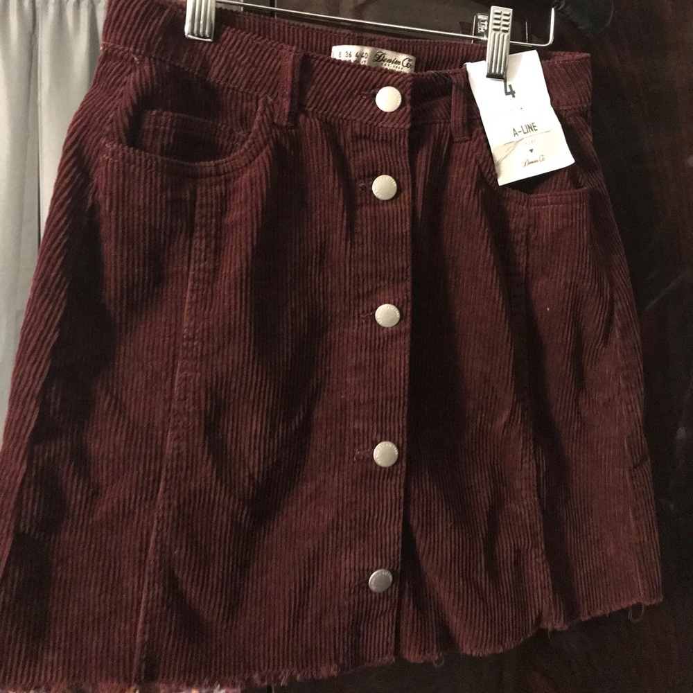 Corduroy Skirt- Maroon S4